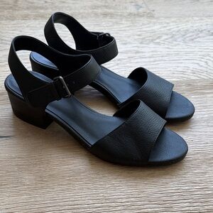 Eileen Fisher Black Leather Sandals